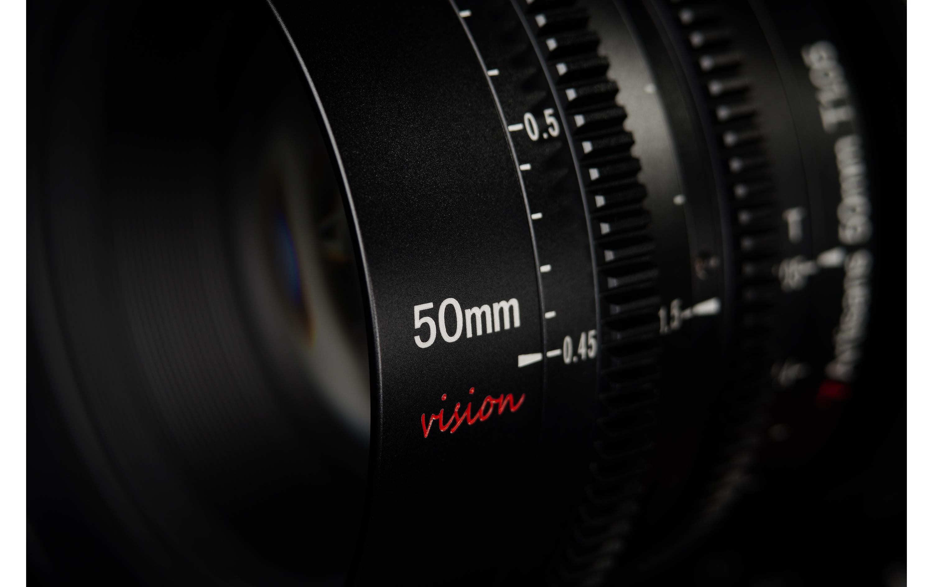 Festbrennweite 50mm T1.05 – Sony E-Mount<br>Kompakte, lichtstarke Festbrennweite für Filmemacher