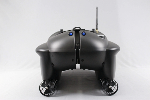 Bateau amorceur Baitstar Compact Plus