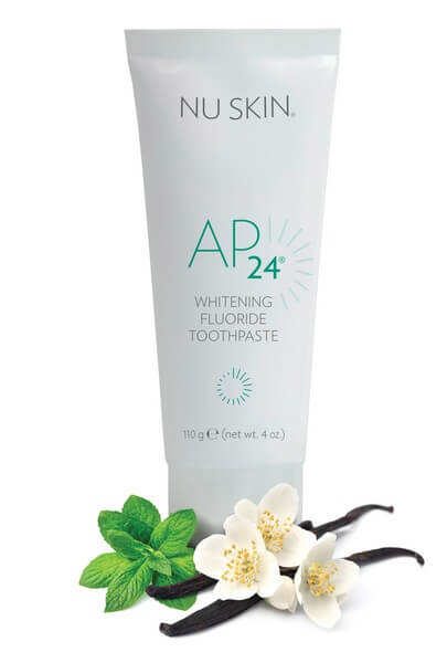 AP-24 Whitening Fluoride Zahnpasta