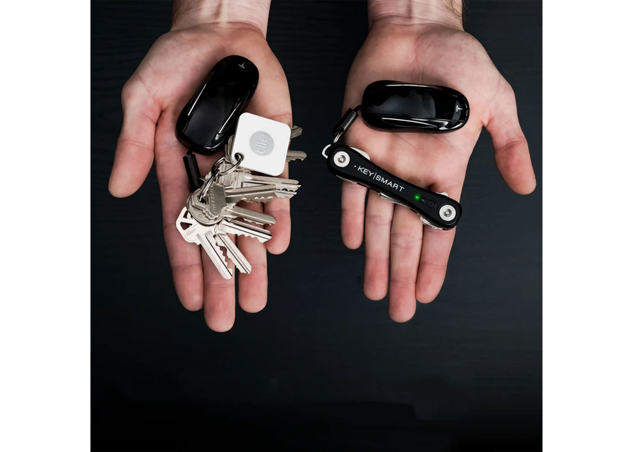 iPro Schlüsselhalter Bluetooth Key Finder Tracker für iOS kompatibel mit Apple Find My Network (KS431-BLK) - Schwarz