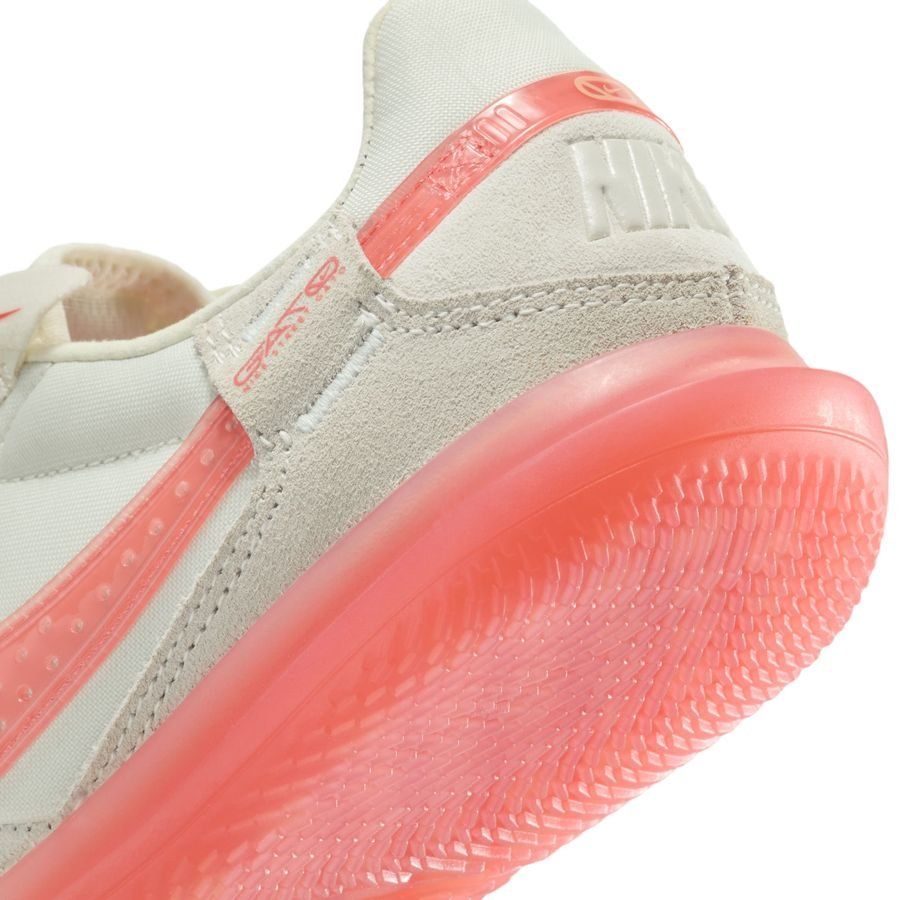 Nike Streetgato IC - Blanc/Apricot Agate Enfant