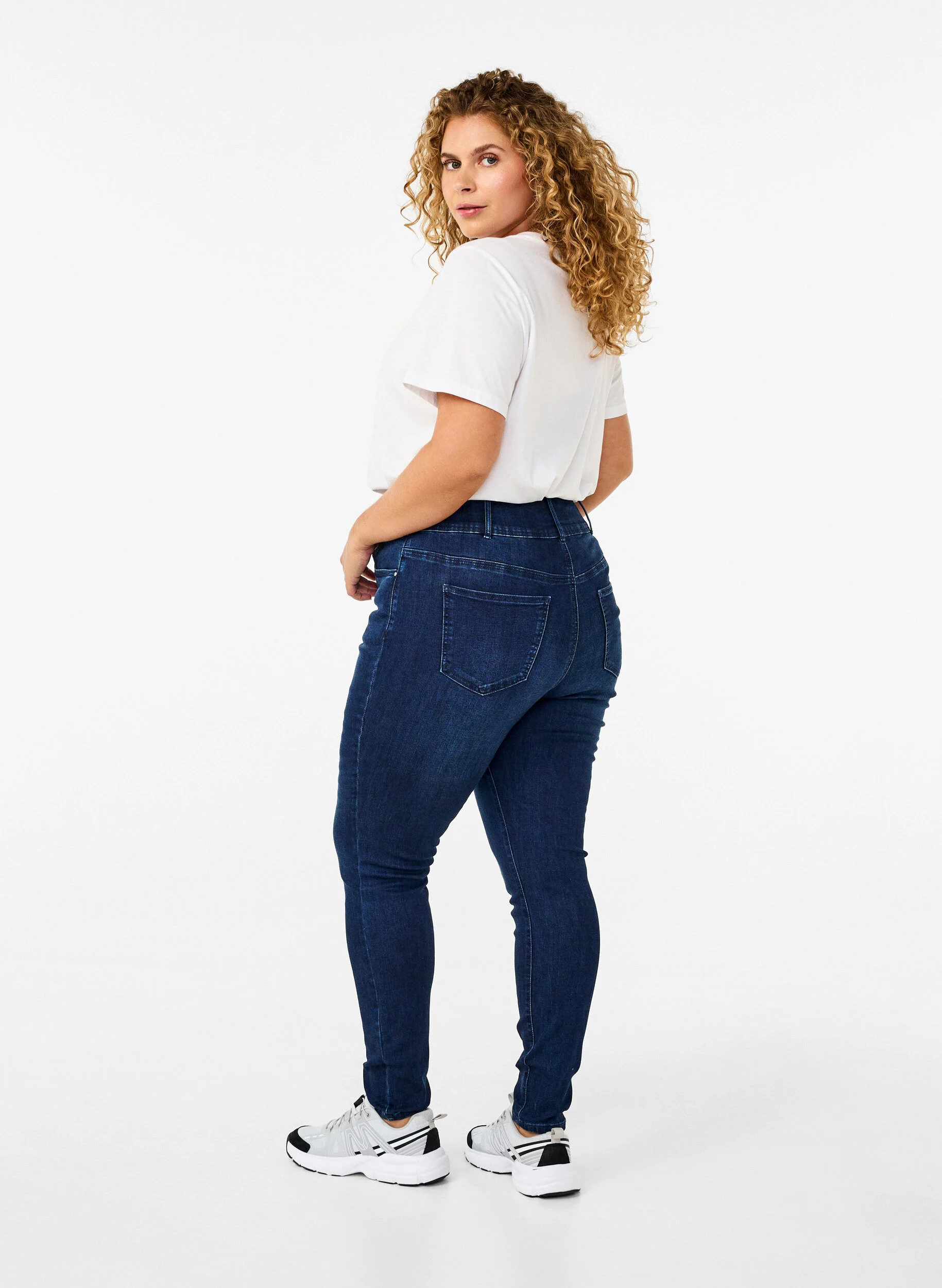 Super slim Bea jeans med ekstra høj talje