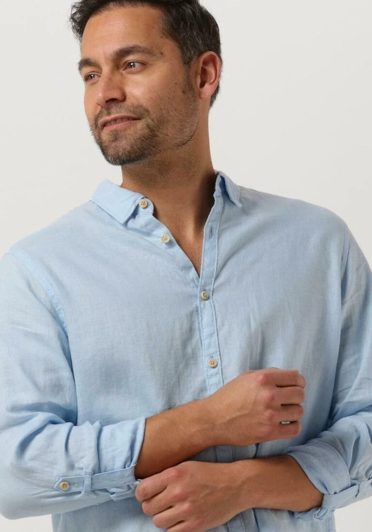 SCOTCH & SODA lichtblauwe scotch & soda casual overhemd regular-fit linen shirt with sleeve roll-up