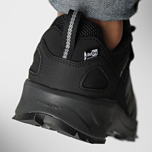 Baskets PeakFreak II OutDry 2005101 Black Shark