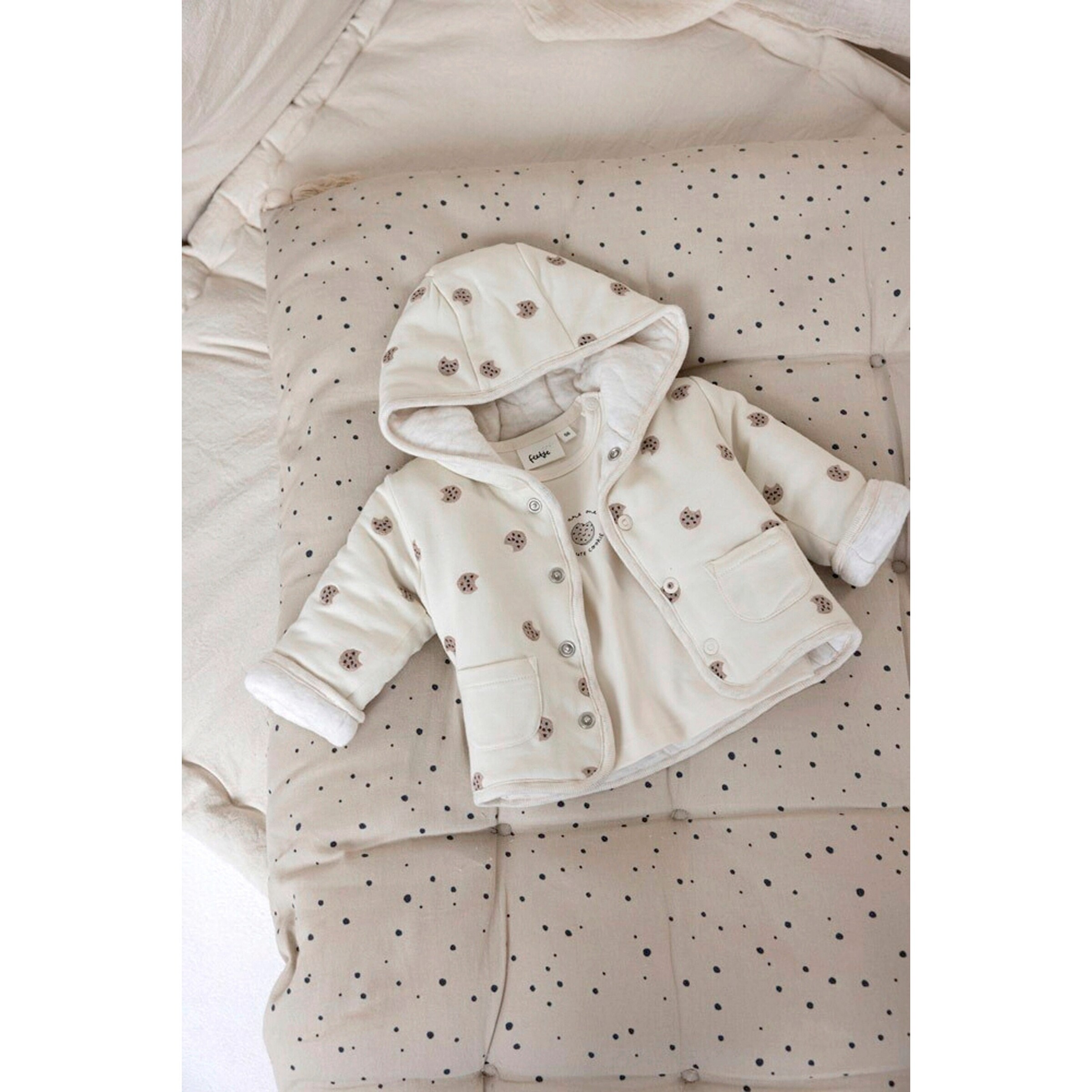 Feetje Wendejacke mit Kapuze Cookies gequiltet natur/braun