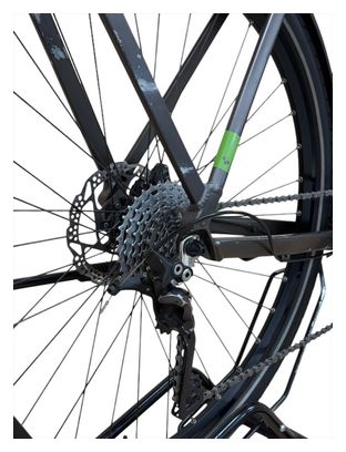 Produit reconditionné . Cube Kathmandu SL Shimano XT 2021 . Vélo trekking . Cube . très bon état