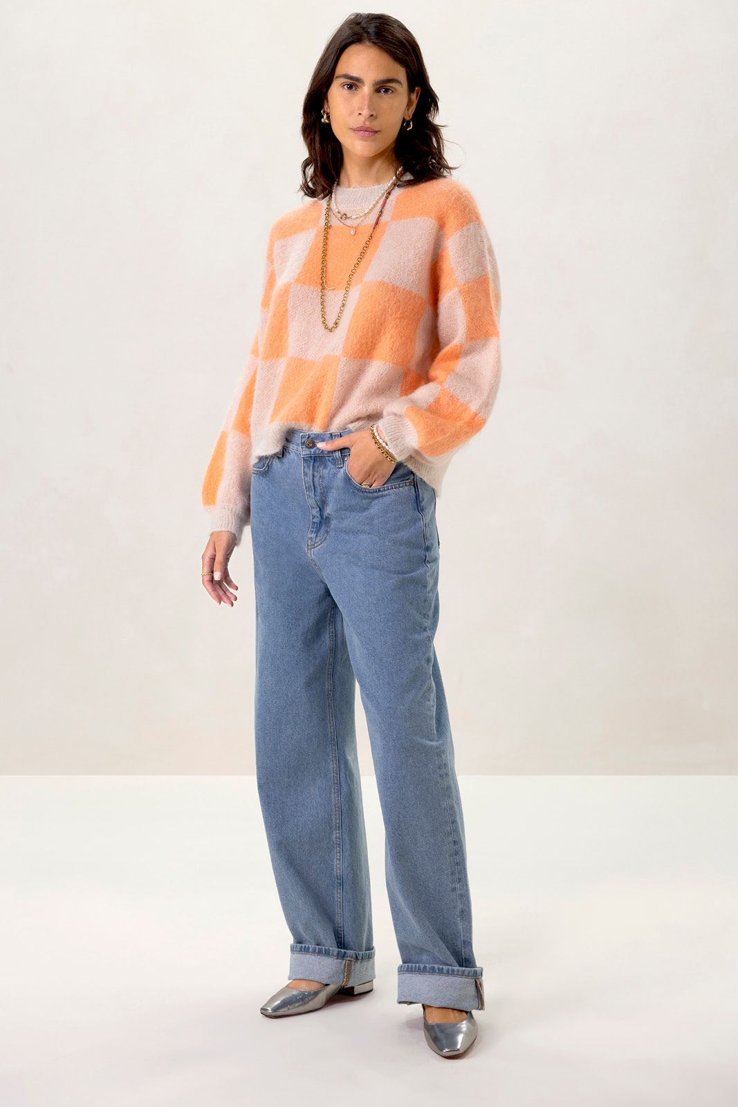 Oranje trui met colourblock