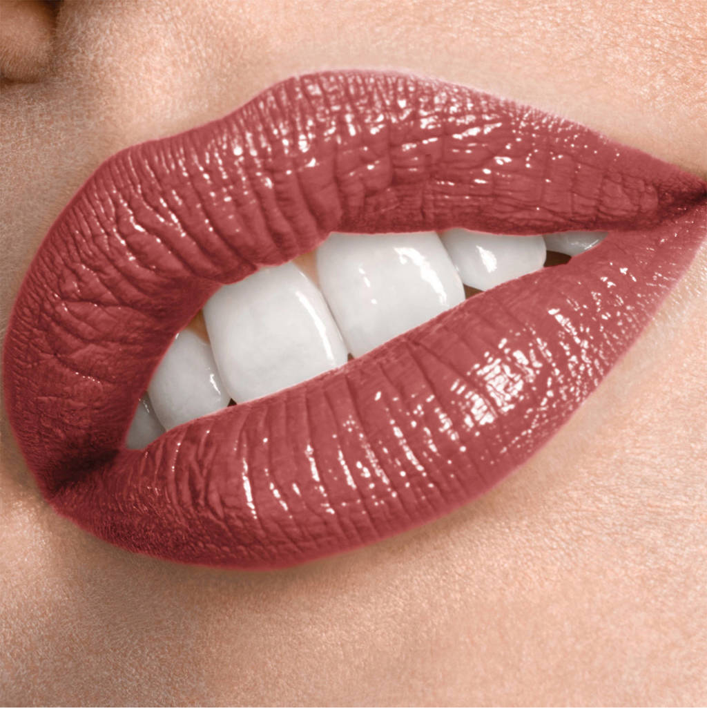 Echt super stay . Blijft de hele dag goed zitten. Geeft niet af, mooieSuperStay 24HRS lippenstift - 185 Rose Dust