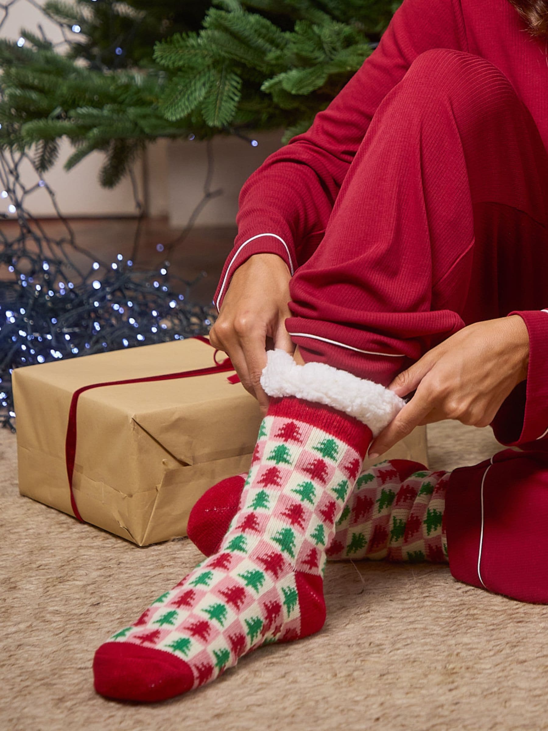 Loungeable Christmas Tree Fluffy Socks