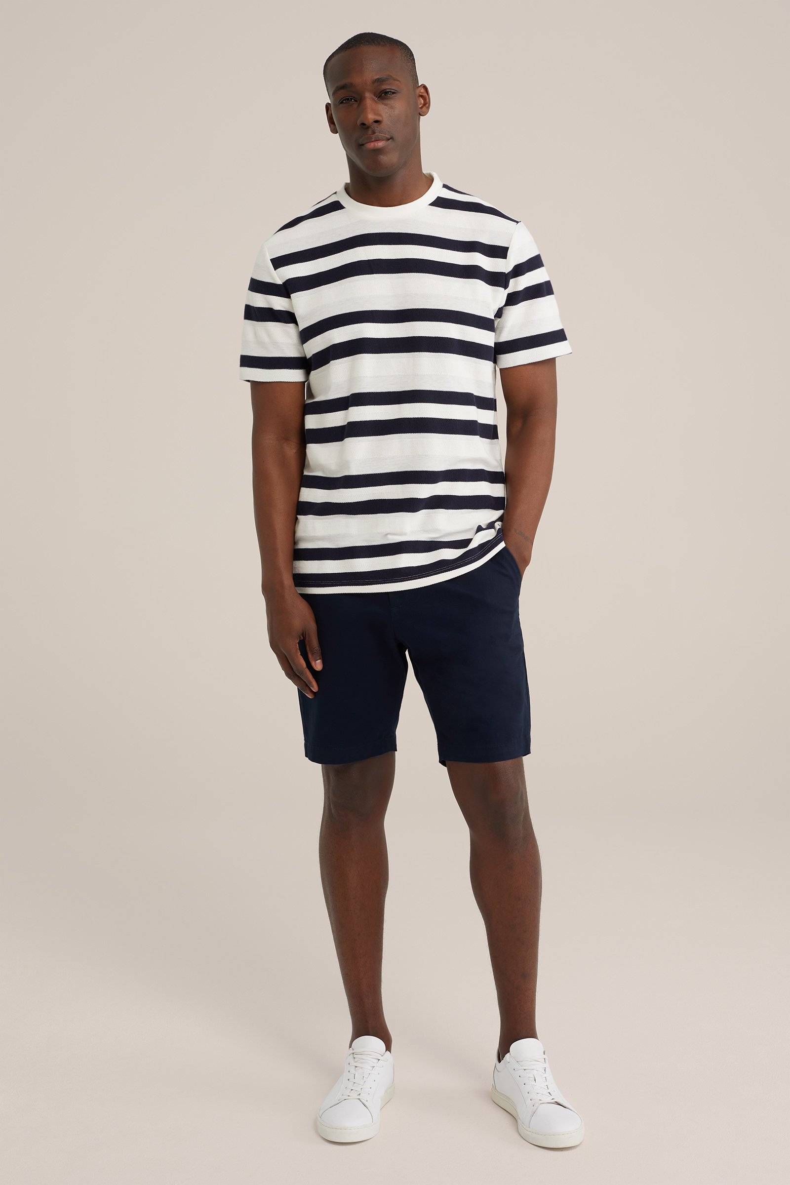 regular fit chinoshort met stretch WE Fashion Marineblauw