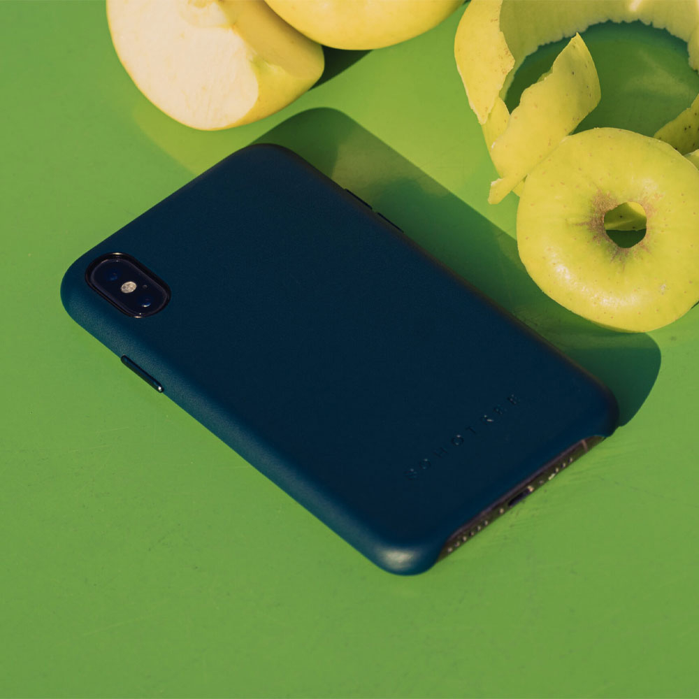 iPhone 13 Pro Max Fuji Schutzhülle aus Veganem Apfelleder - Black (Schwarz)
