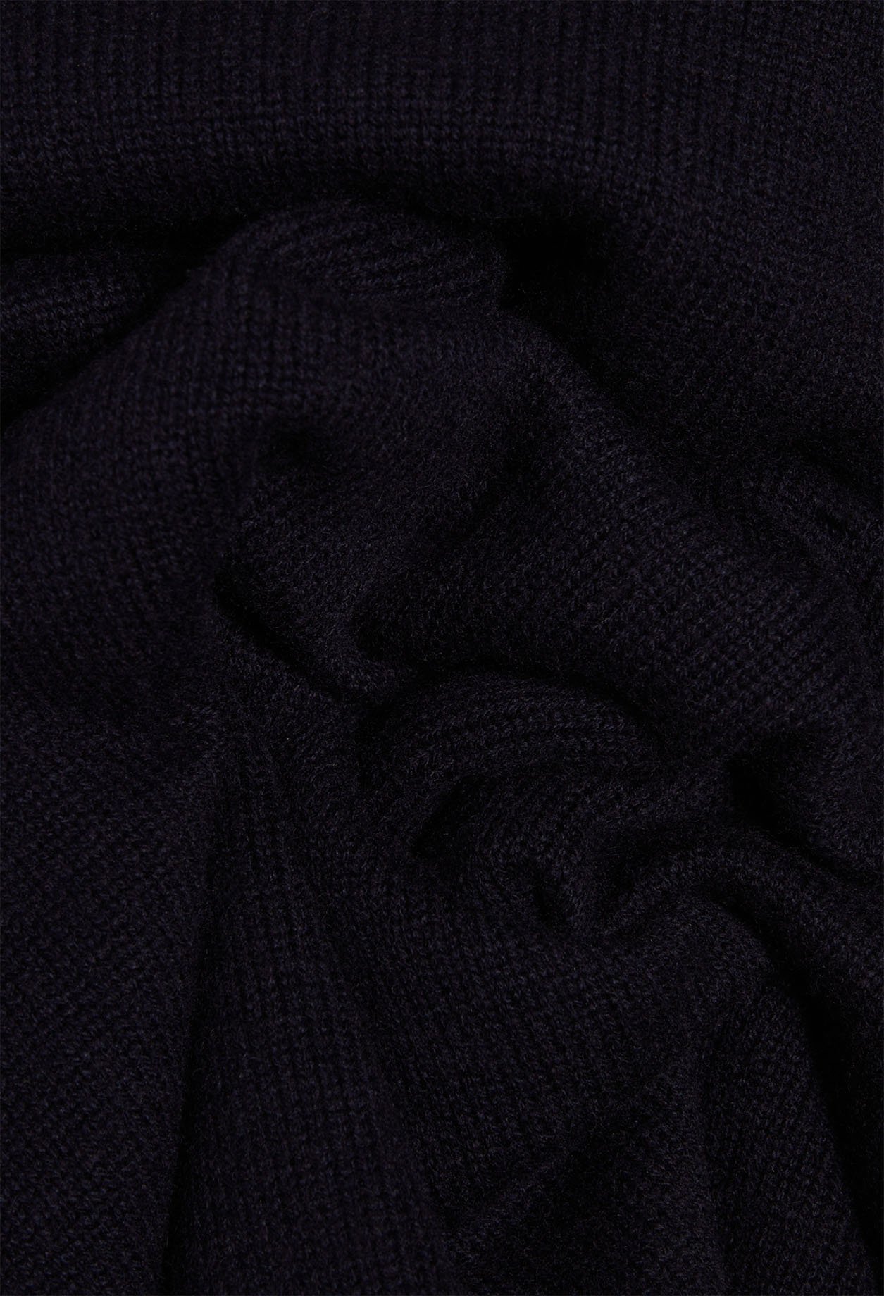 Pull &agrave; manches longues en laine tra&ccedil;able