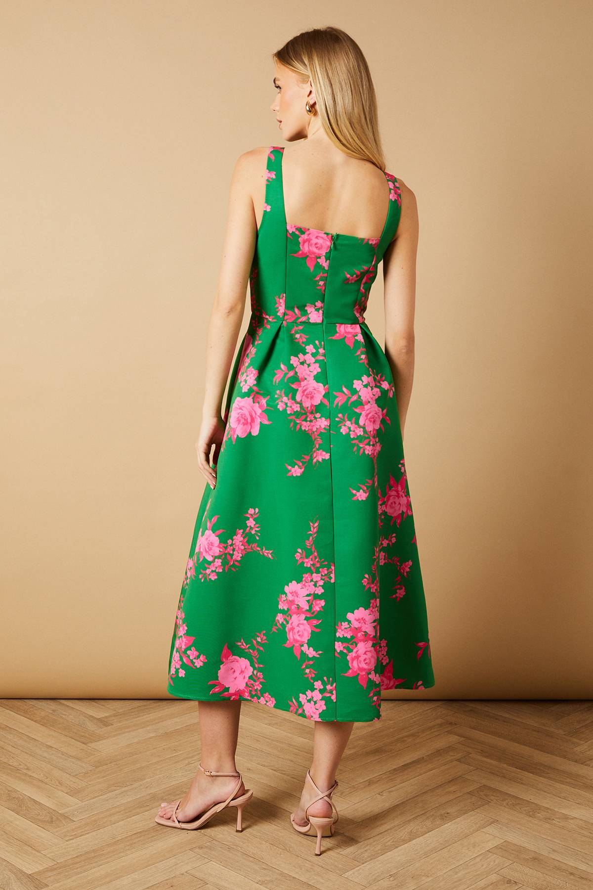 Oasis Robe Midi Évasée à Bretelles Florales d'Occasion