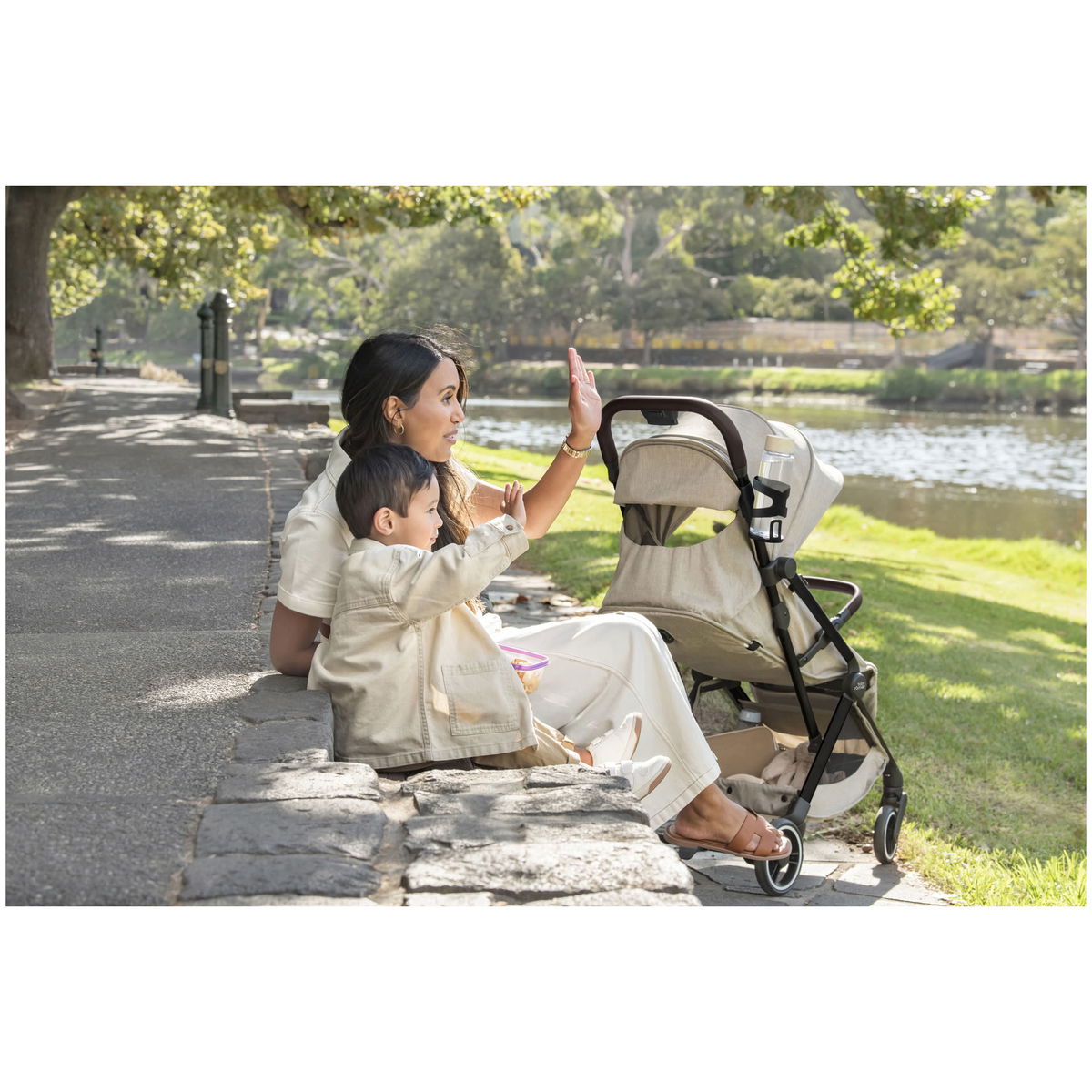 britax römerbritax römer   FLYLITE teak