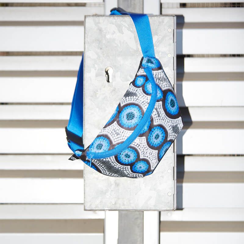 Sac Banane recyclée 30 cm Kirsten Nangala Egan Water Dreaming