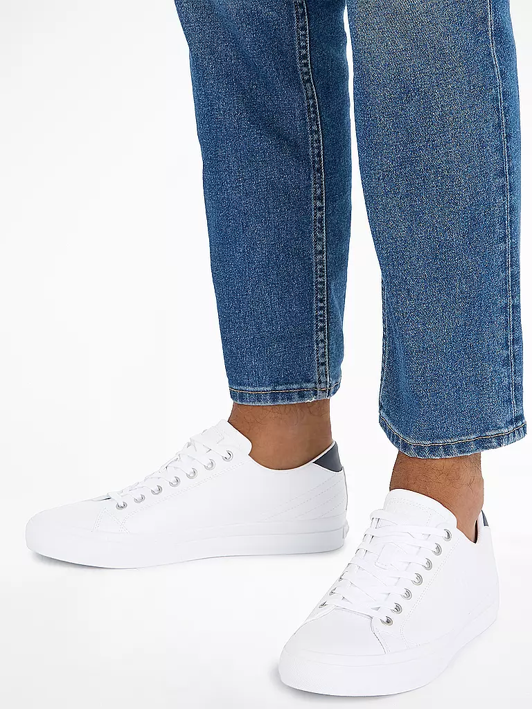 TOMMY HILFIGER Sneaker weiss