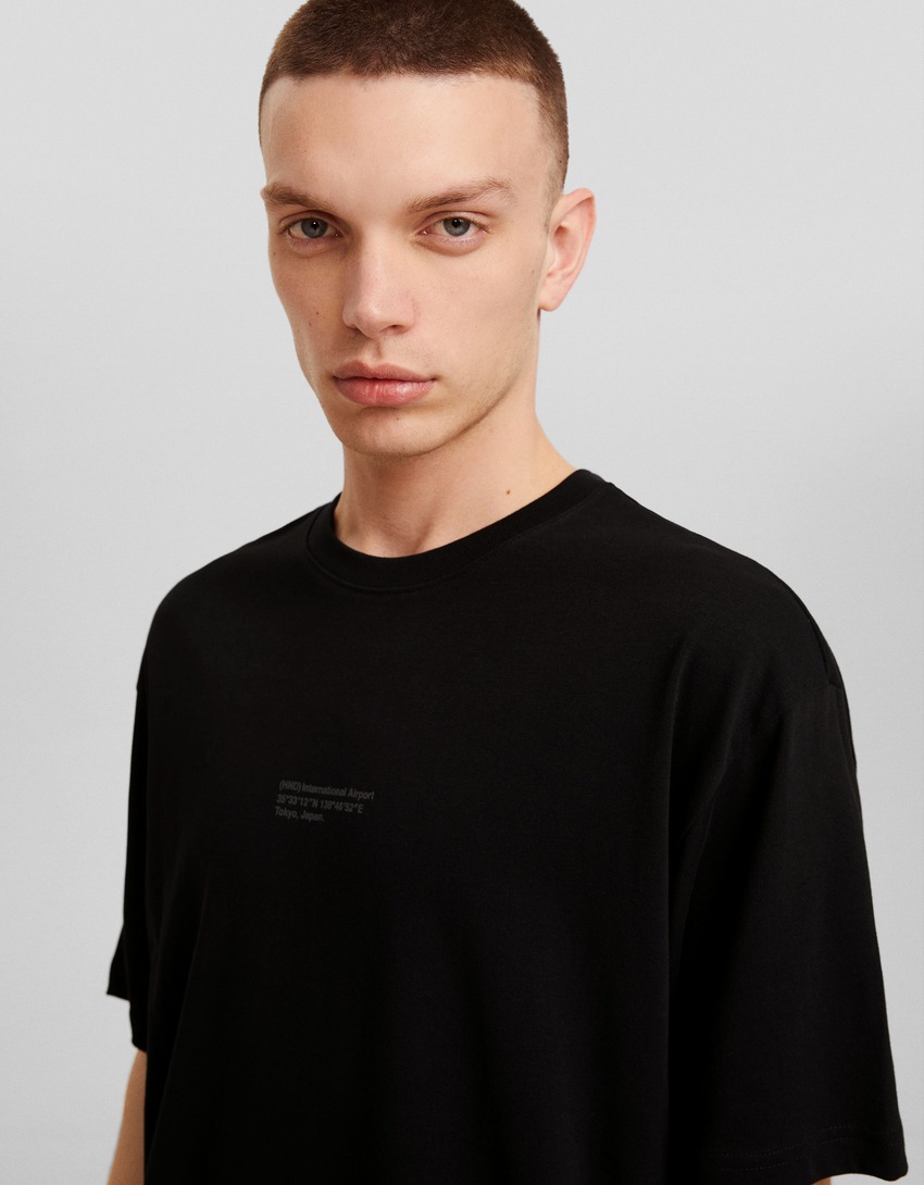 Camiseta oversized de manga curta estampada