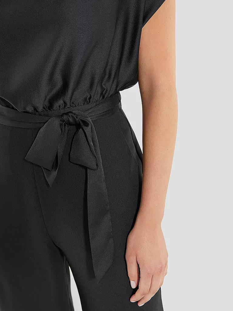 SWING Jumpsuit  schwarz