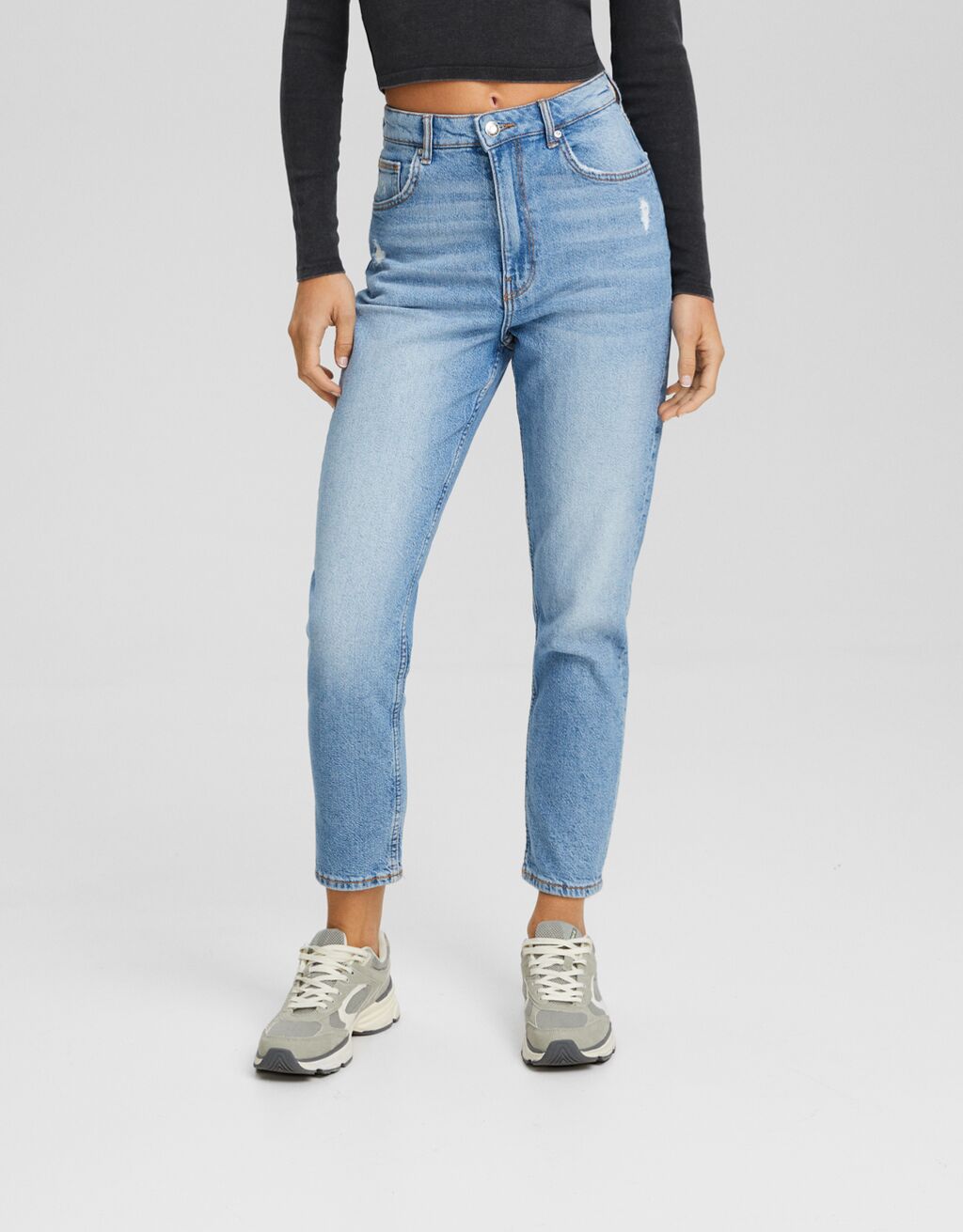 calças jeans confortáveis de mãe