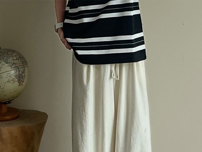Posive - Mid Rise Plain Cropped Loose Fit Broek