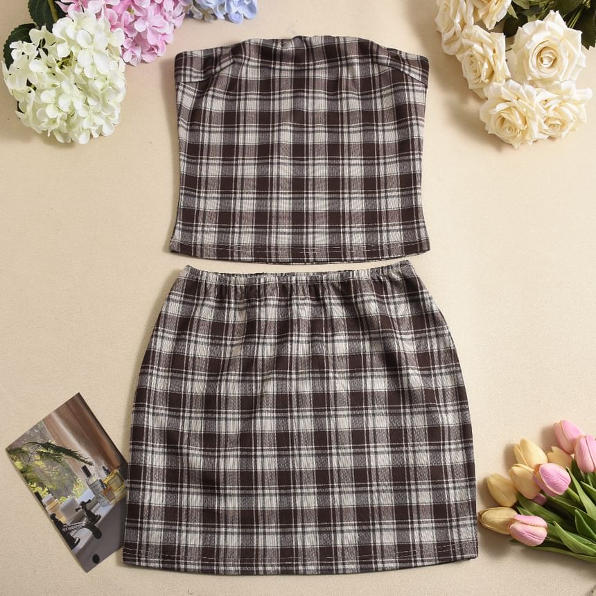 BrickBlack - Set: Geruite Tube Top + High Rise Mini Pencil Skirt