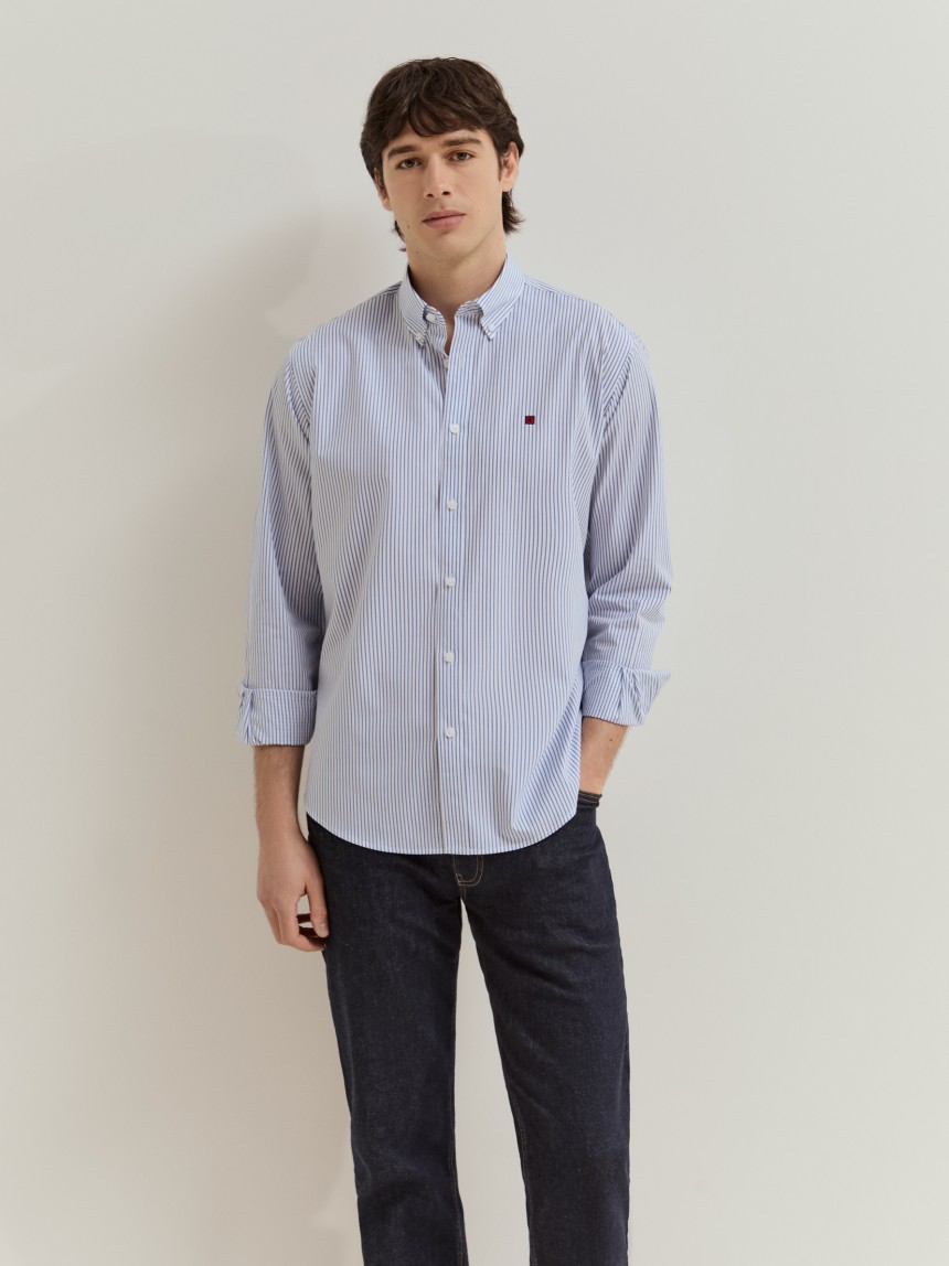 Camisa às riscas em algodão
