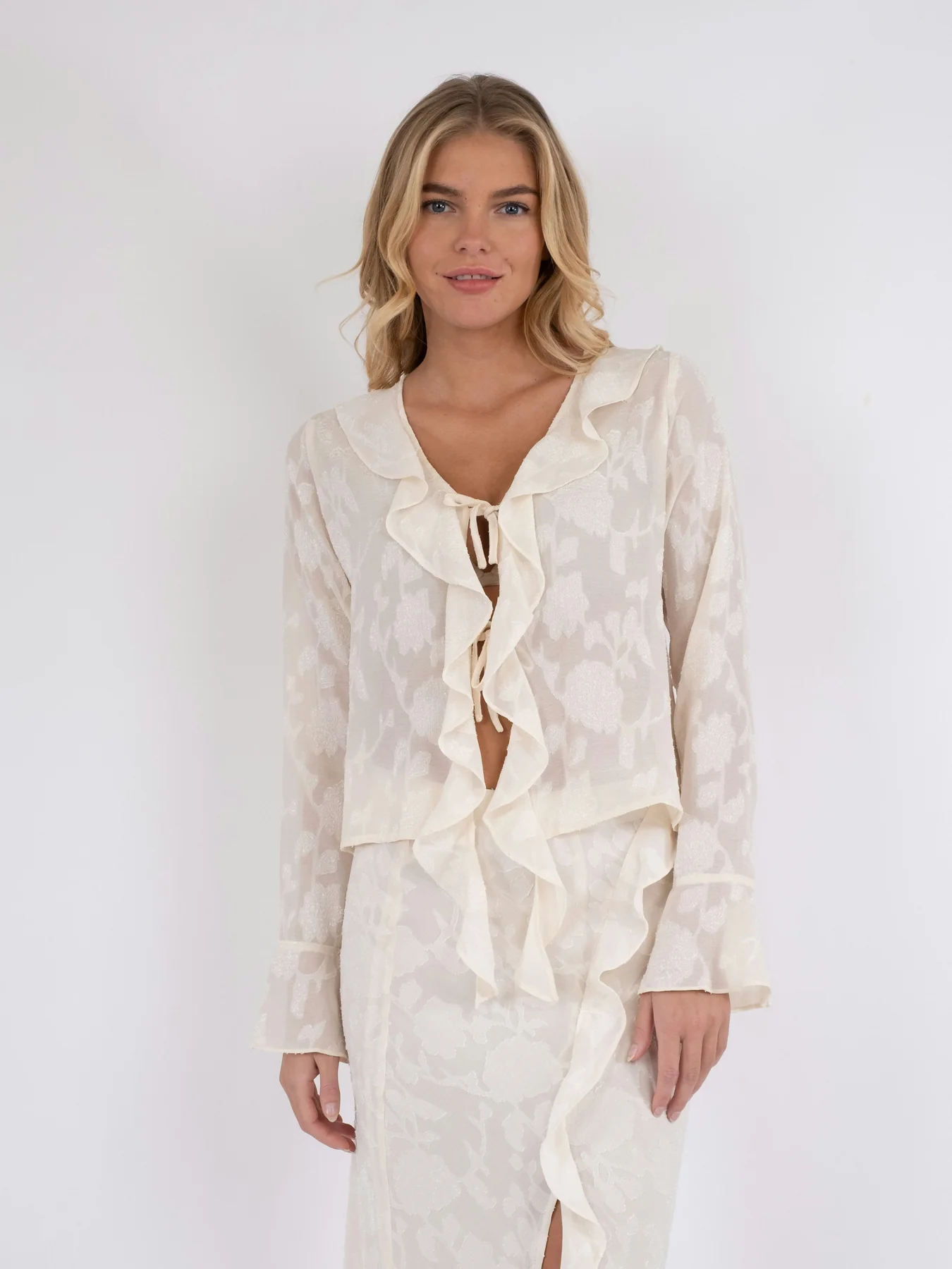 Neo Noir Anika Burnout Blouse off white