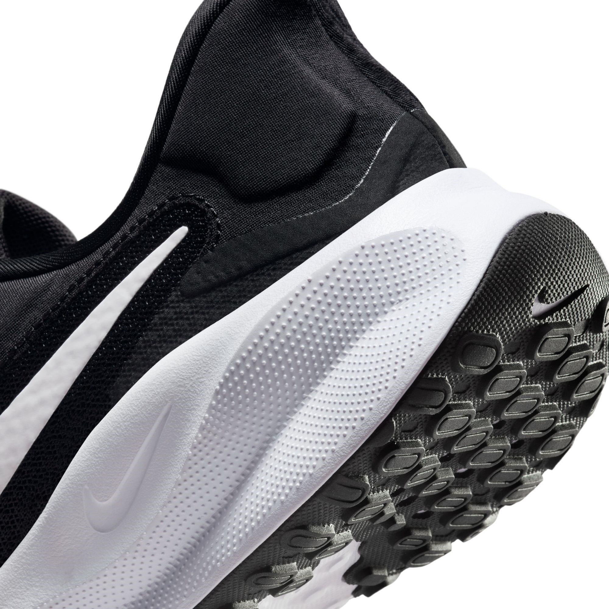 Nike Revolution 7 FlyEase Mens Easy On Off Road Running Shoes