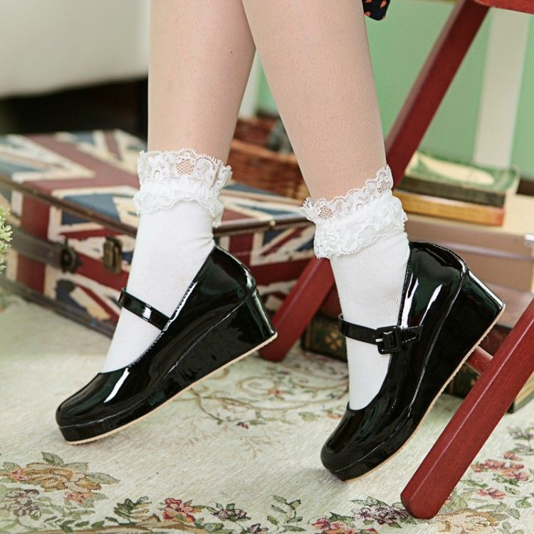 Freesia - Mary Jane wedge pumps met imitatieleren plateauzool
