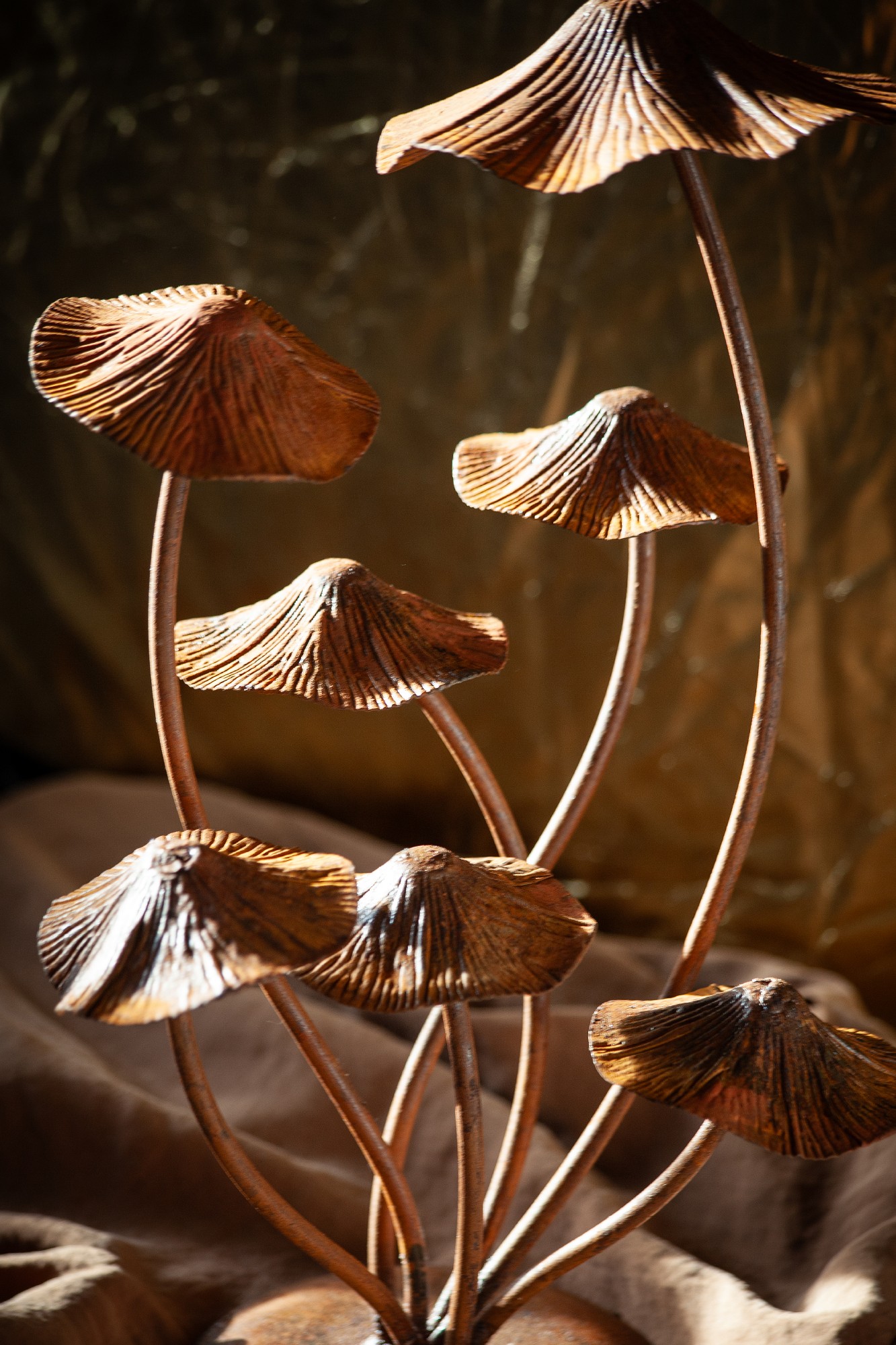 Figur 'Pilze' aus Eisen, H 44 cm, B 26 cm, L 20,5 cm günstig bestellen