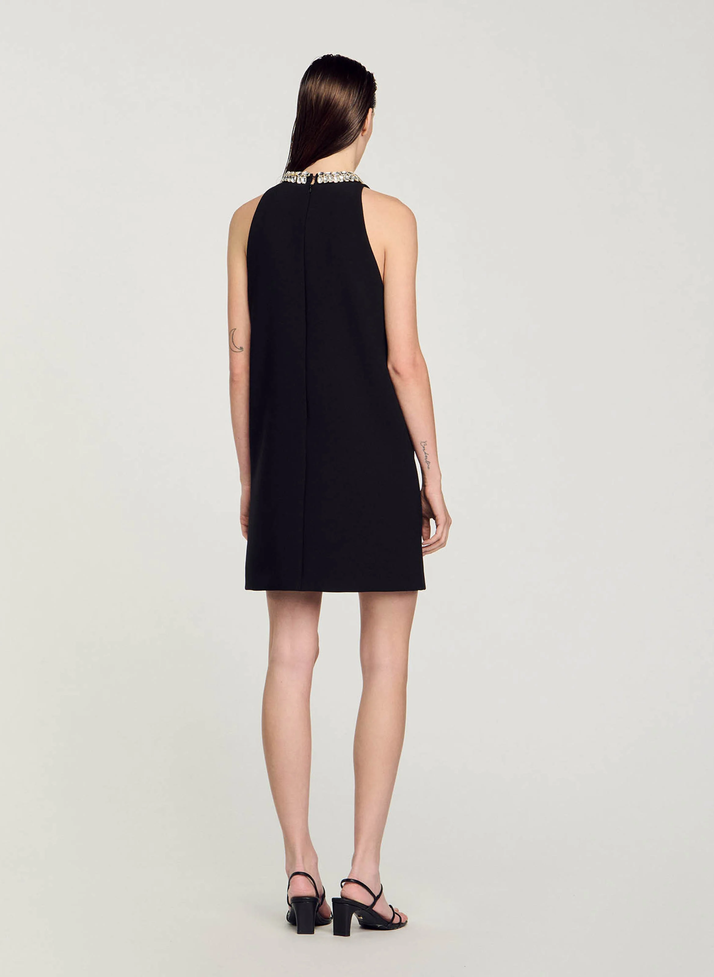 Robe courte col rond | Noir