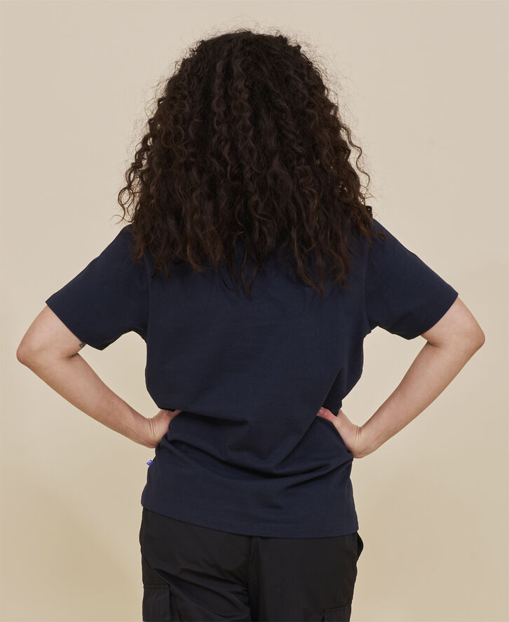 Cartel Copenhagen Aprés Anything Statement Tee - Ocean Mørkeblå