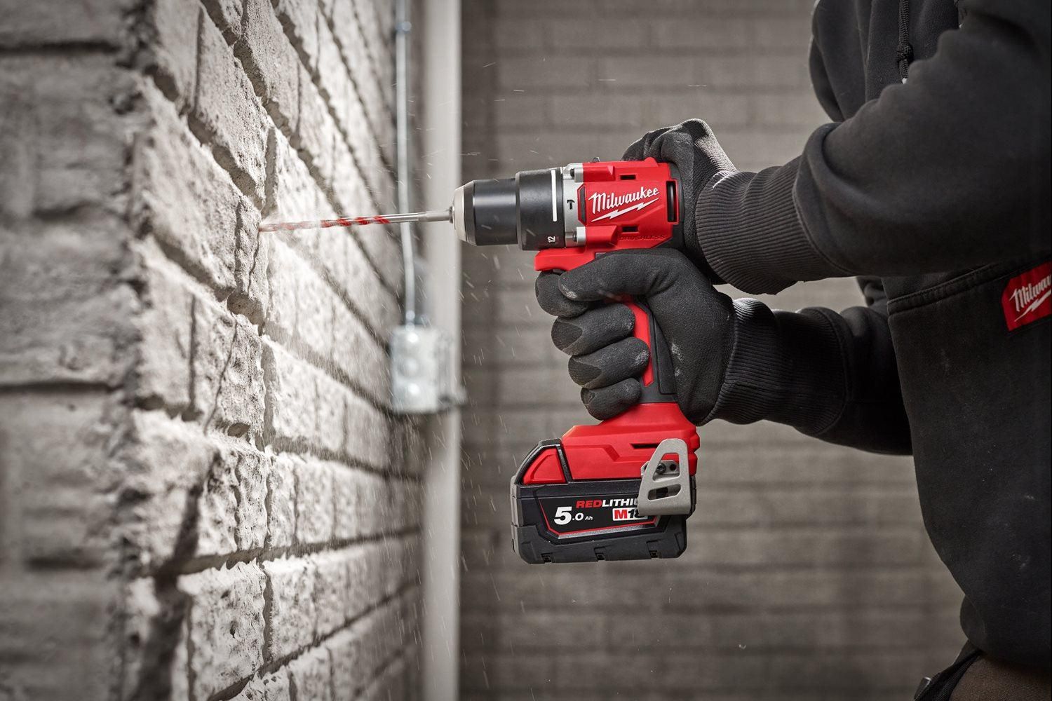 Milwaukee M18 BLPDRC-0X Compacte accu klop-/schroefboormachine 18V Basic Body in HD-Box - 4933492821