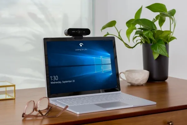 Logitech® | BRIO 4K Ultra HD webcam - Webcam - farve - 4096 x 2160 - audio - USB