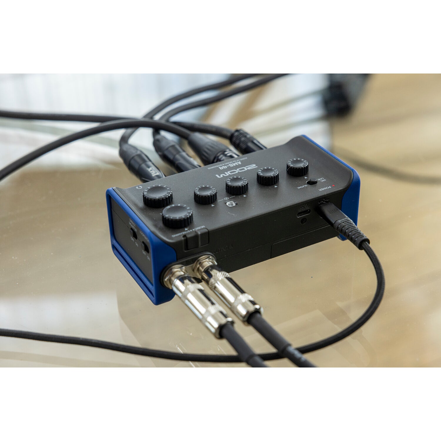 Zoom AMS-44 USB-C audio interface