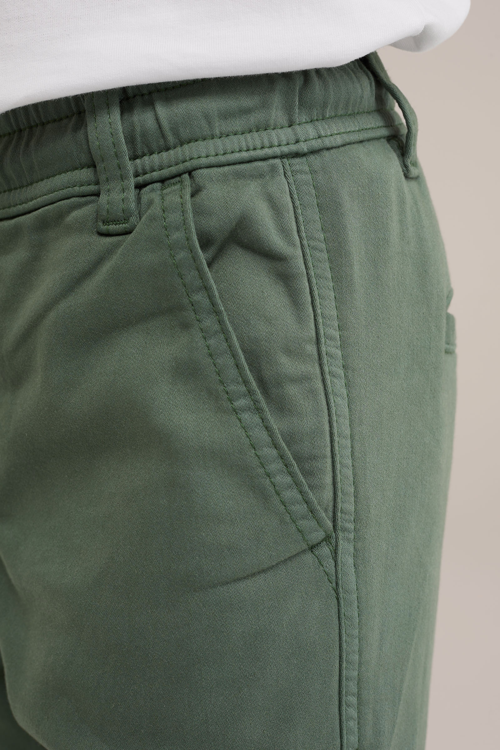 Jongens slim fit cargobroek WE Fashion Legergroen