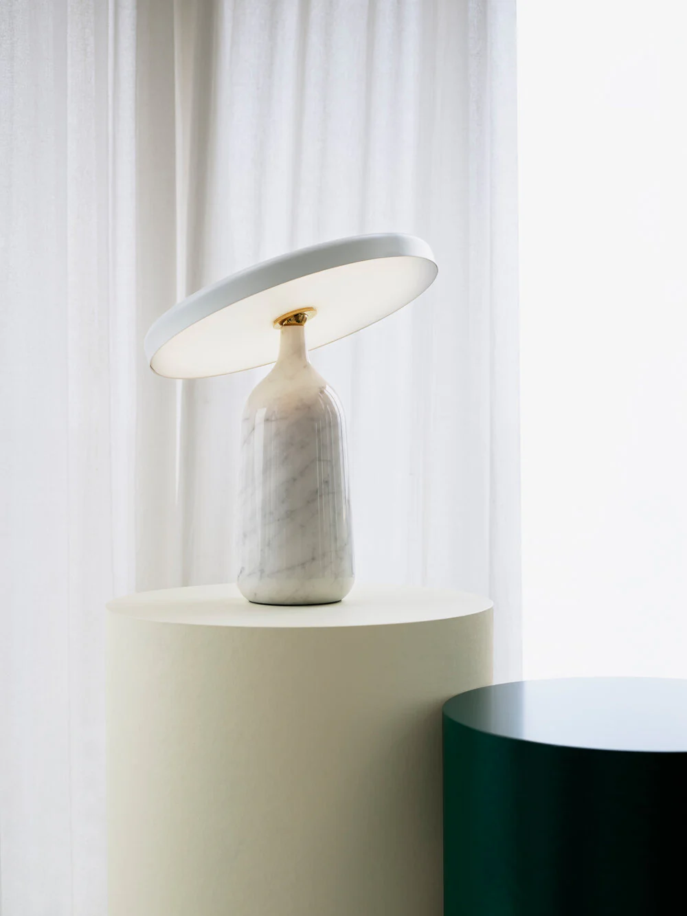 Normann Copenhagen  Eddy bordlampe EU, hvid, marmor - H33,6/Ø32 cm
