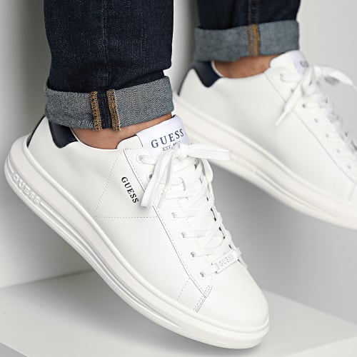Baskets FM8VIBLEL12 White Blue