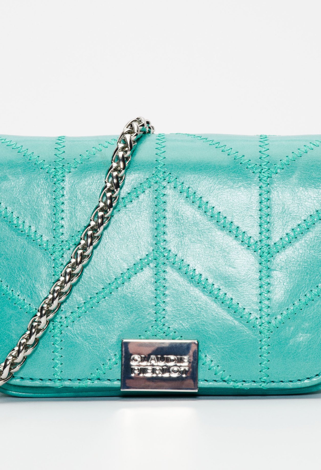 Pochette cuir verni