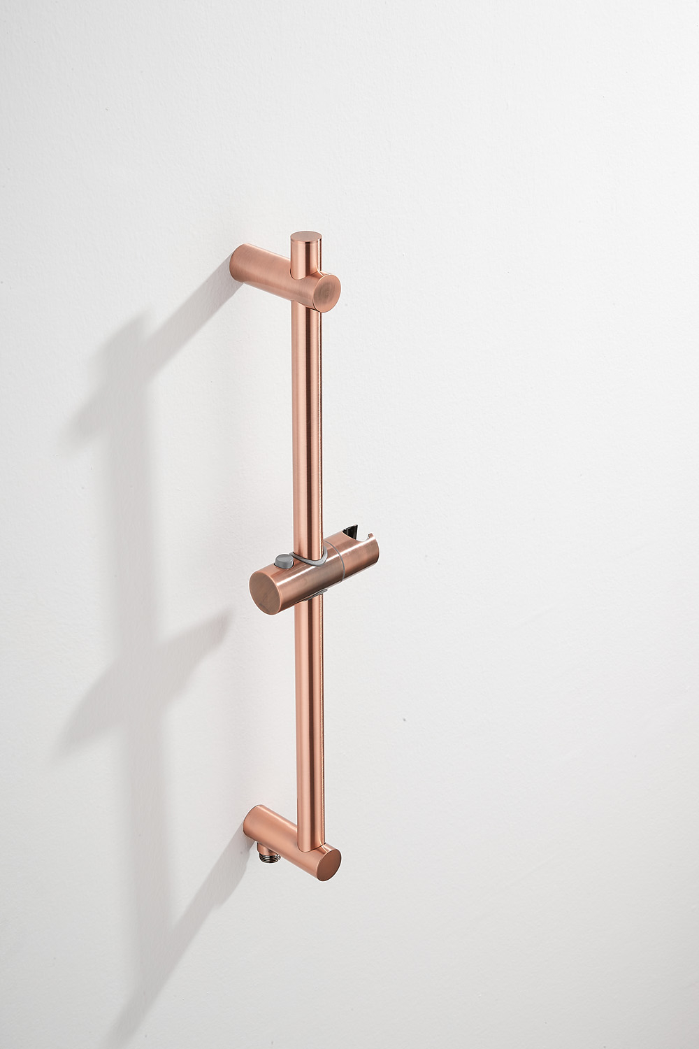 Saniclear Plus douche glijstang met wateraansluiting 60cm geborsteld koper