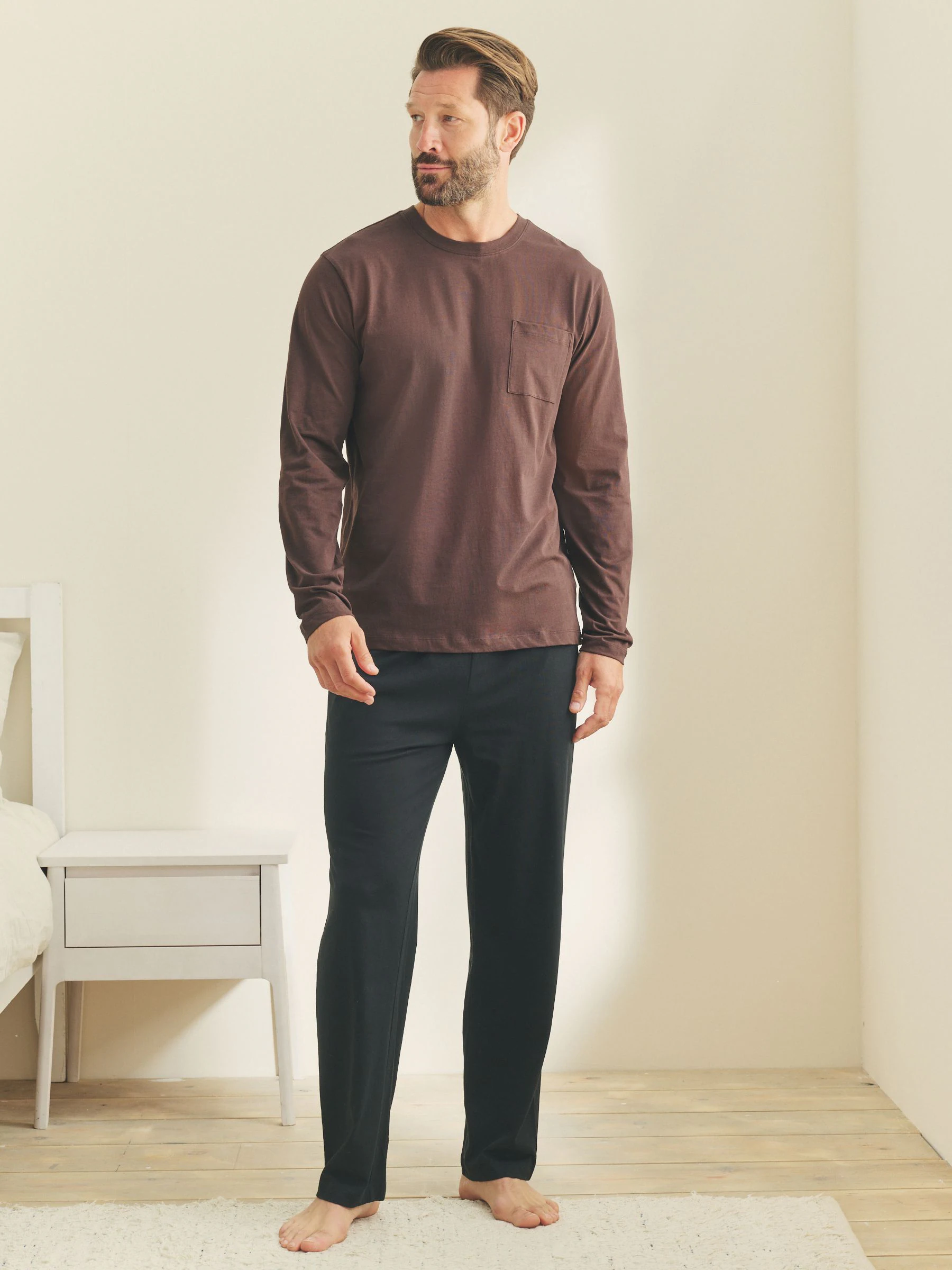 Chocoladebruin/zwart - Jersey pyjamaset met lange mouwen