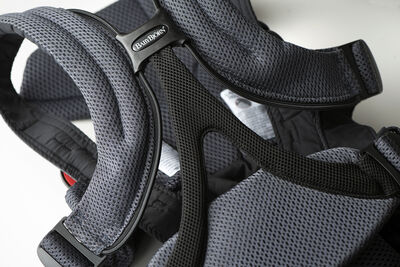BabyBjörn Move Bæresele 3D Mesh, Anthracite