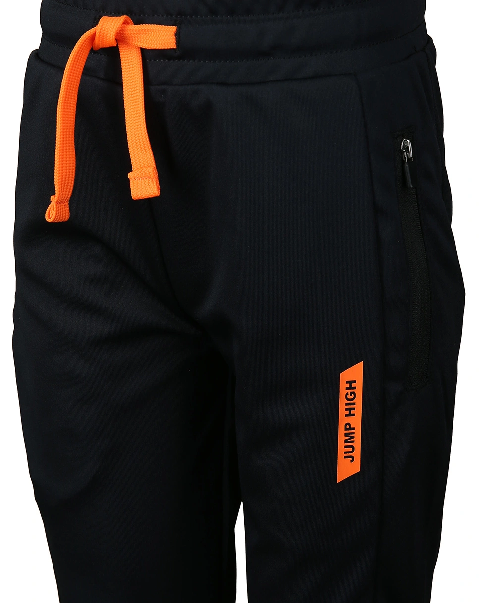 Funktions-Sporthose JUMP HIGH mit T-Shirt in schwarz