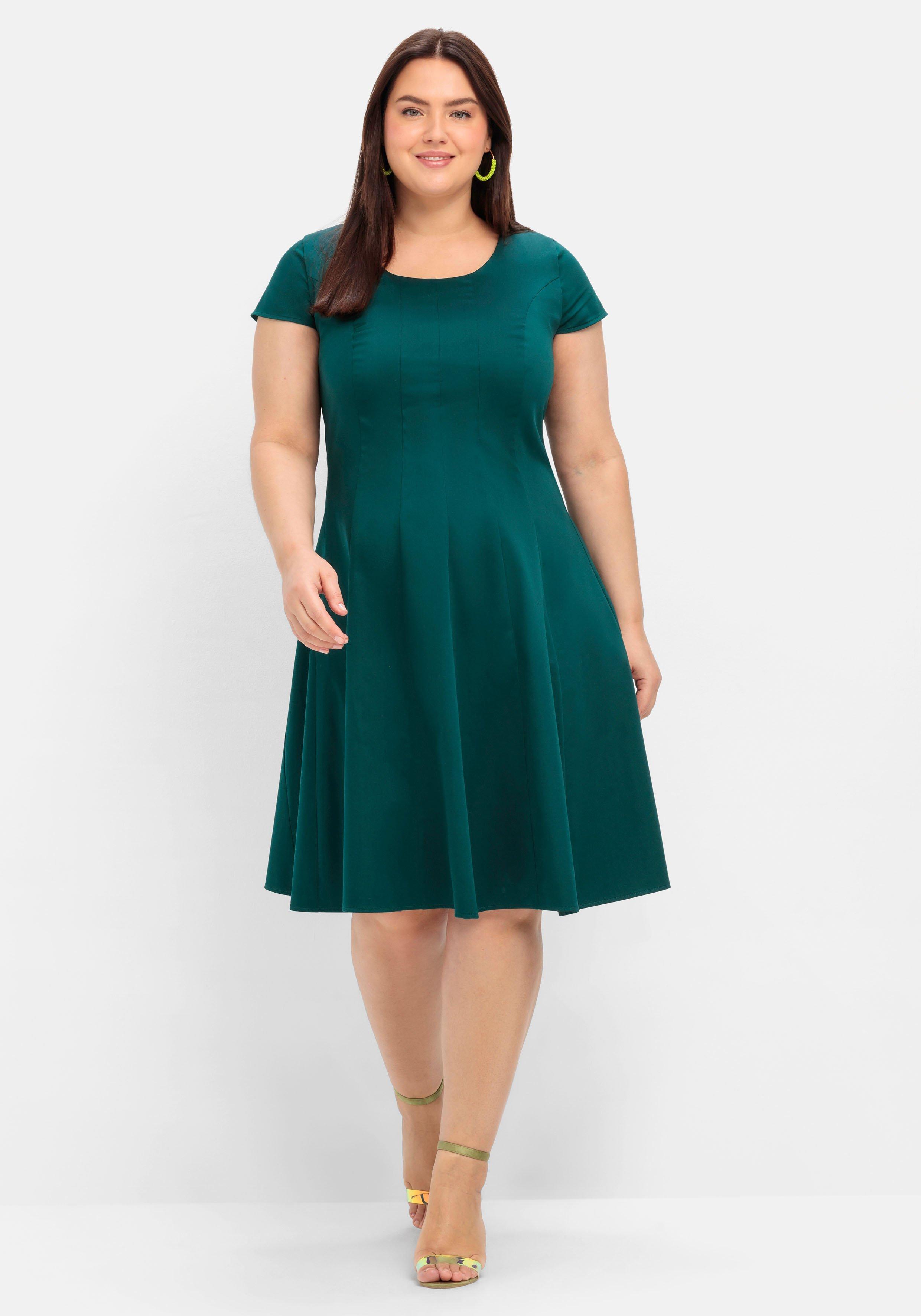 Cocktailkleid in A-Linie, in Bahnenform