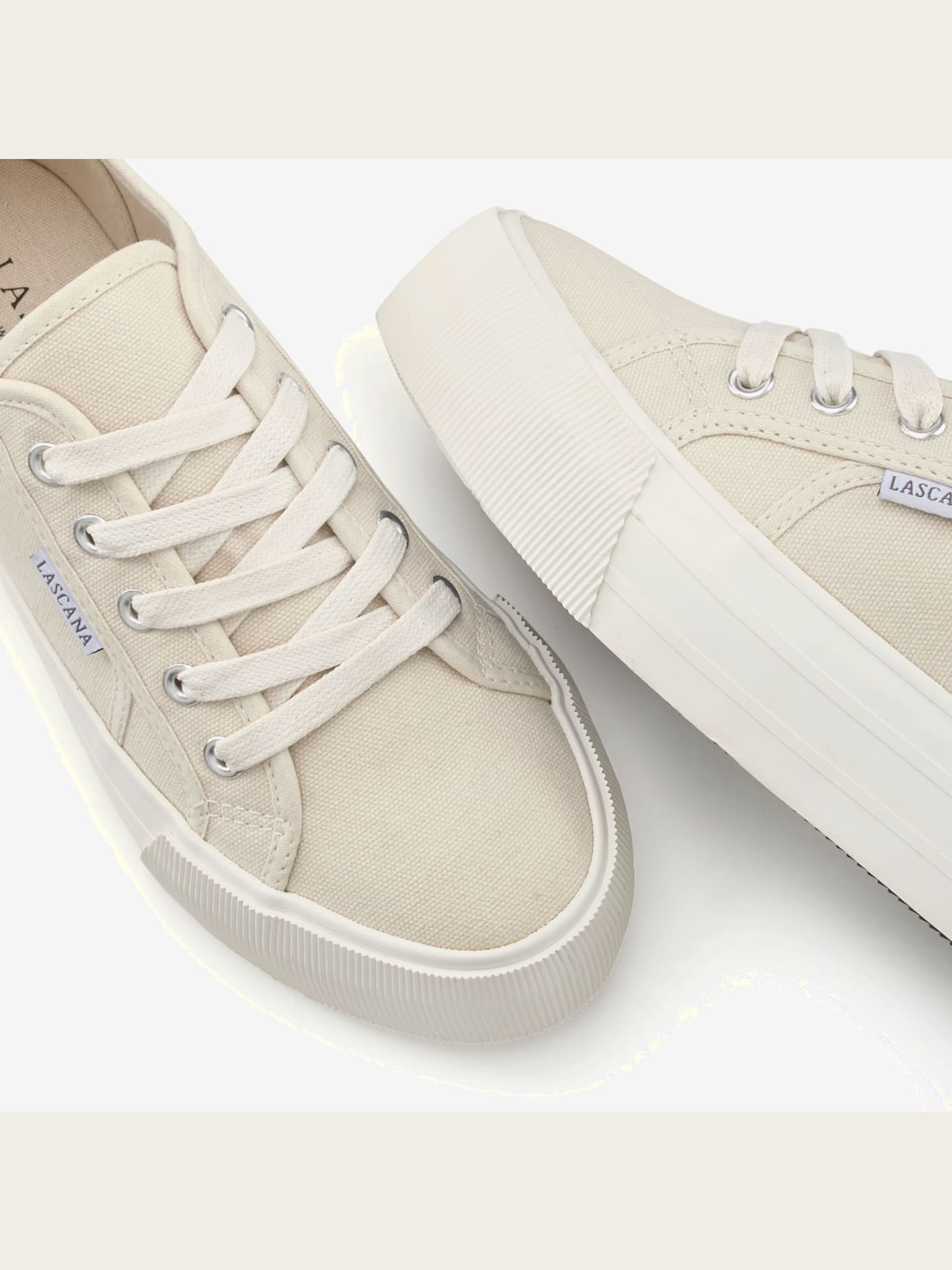Baskets talon compensé tendance