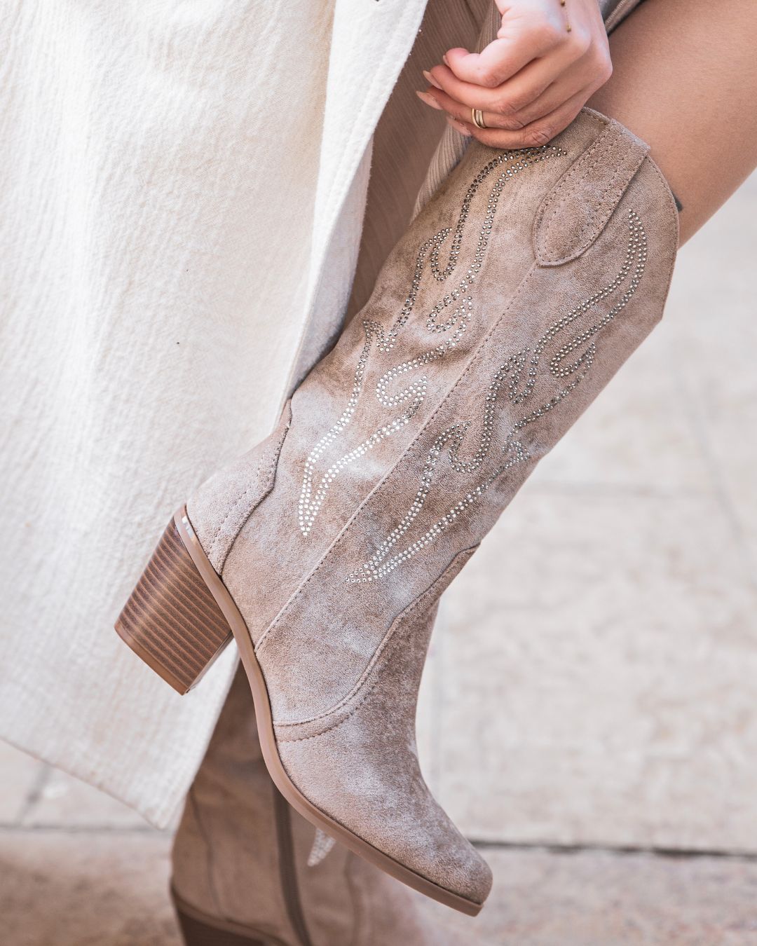 Bottes femme taupe santiags à talon - Mona