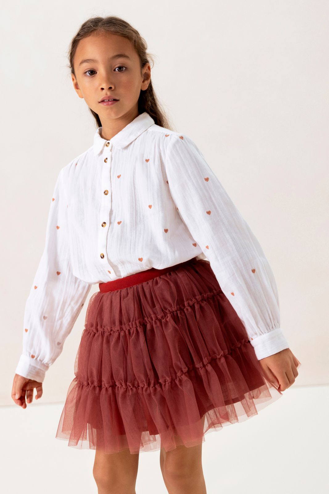 Witte blouse met embroidery hartjes