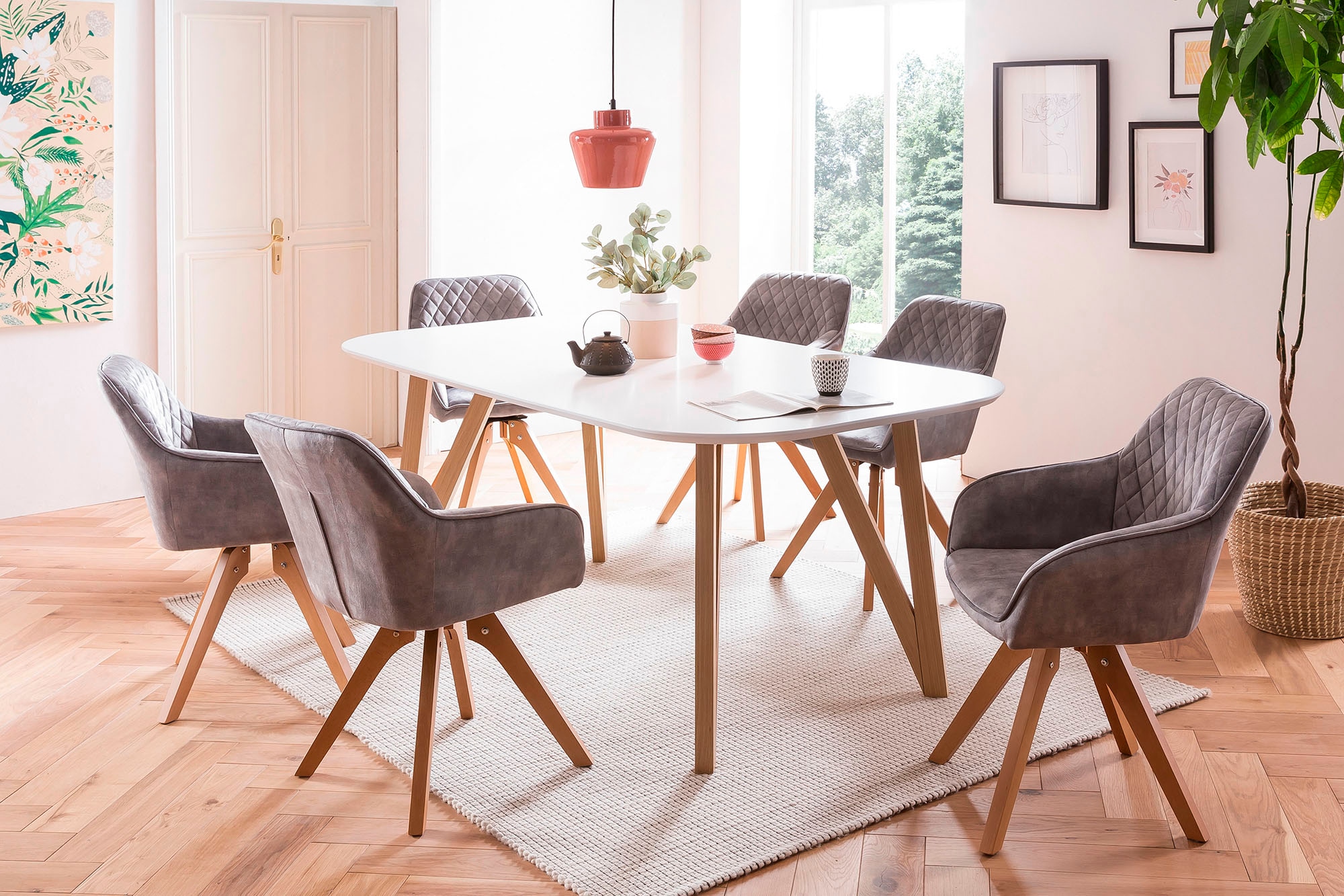 SalesFever Armlehnstuhl »Växjö - Esszimmerstuhl Komfort und Stil« () 1 Stk.Sitzkomfort neu definiert: 180° Drehplatte inklusive!