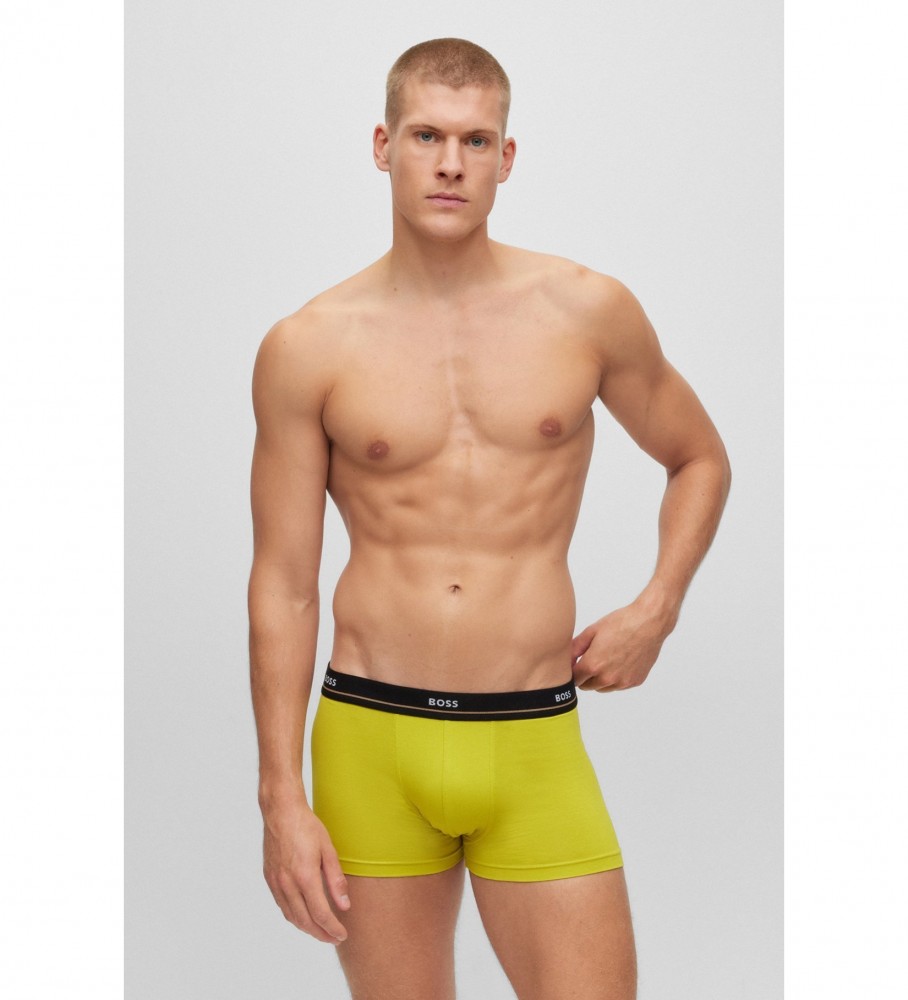 Cuecas Boxer BOSS, pacote com 5 unidades, nas cores verde, preta, azul-marinho e amarela.