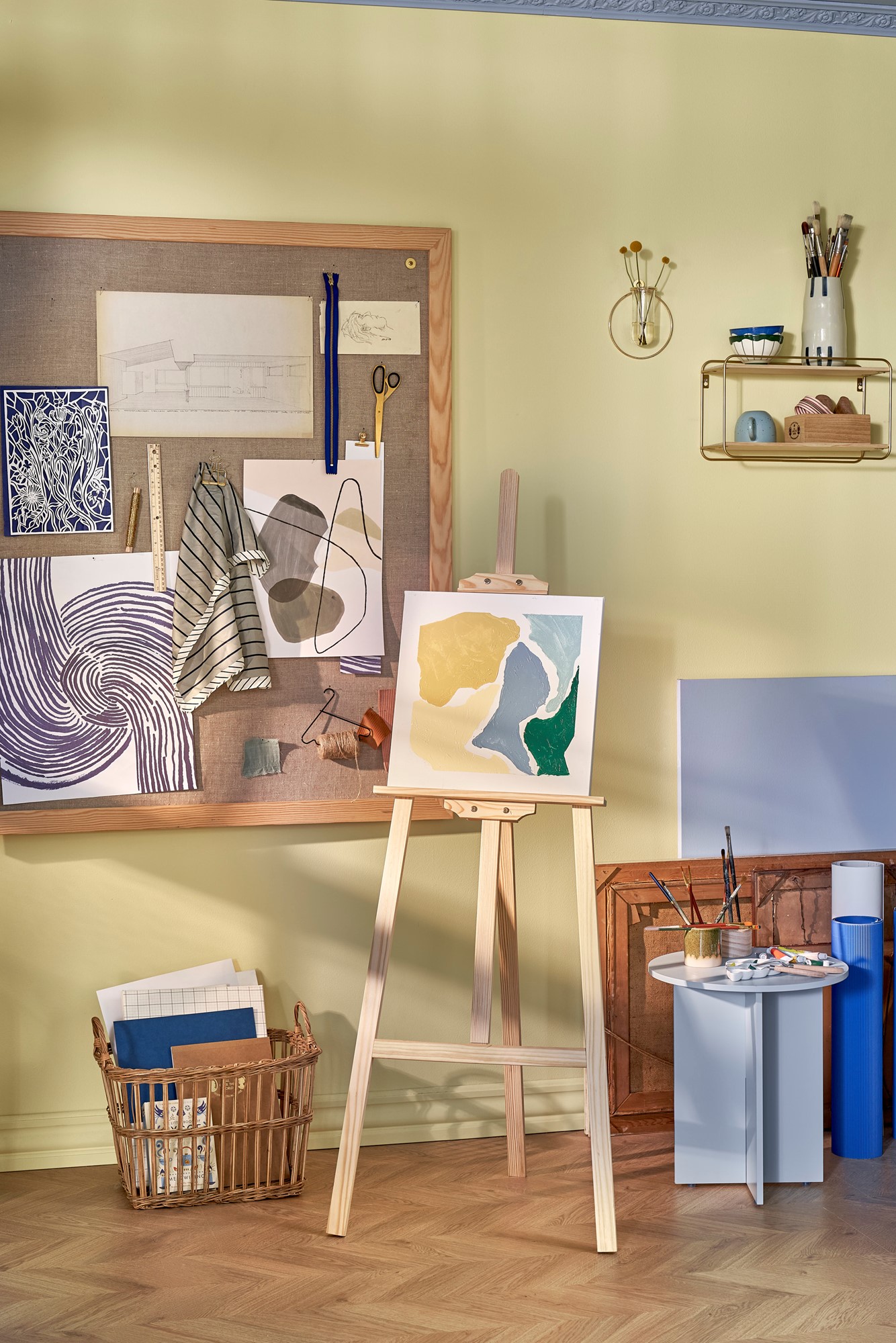 Staffeli | Fyrretræ. 150 cm.
